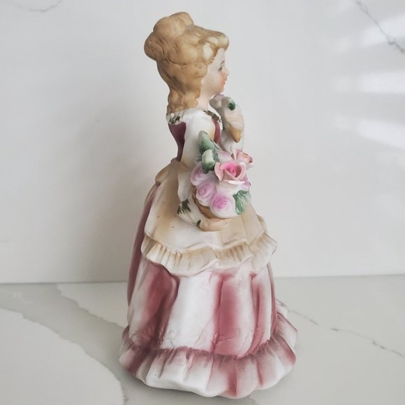 VINTAGE Porcelain Prairie Lady Figurine w/ Flowers Bouquet Country Chic Decor 8" - Picture 3 of 5